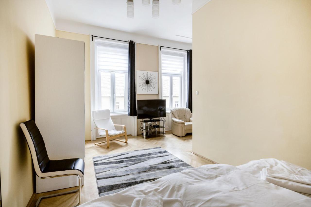 Bubbles Apartment Budapest Eksteriør billede